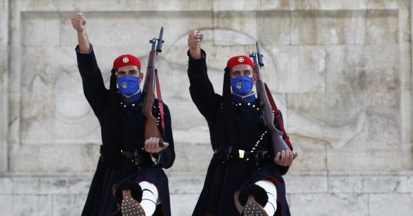 Εισήγαγαν μερικό lockdown στη βόρεια και κεντρική Ελλάδα