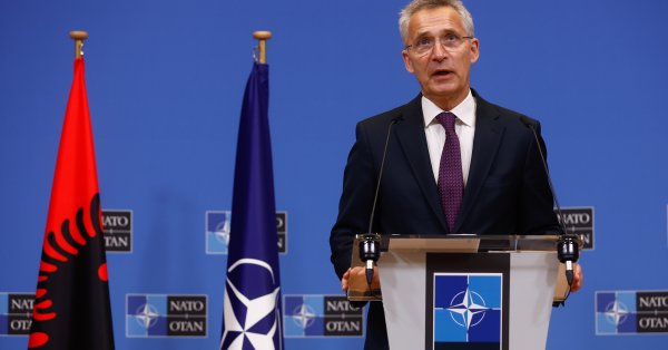 Stoltenberg: Krigen i Ukraina er forferdelig, men det vil bli verre hvis det blir en Russland-NATO-krig