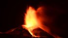 Вулканът Етна отново изригна (+СНИМКИ)