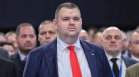 Демерджиев: Фирма за мантинели е плащала полетите на Пеевски