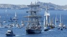 Флотилия от 1000 кораба посрещна олимпийския огън в Марсилия