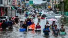 Бедствието в Банкок: Хиляди евакуирани, домове под вода и страх от нови наводнения