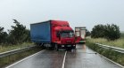 Шофьор на камион пострада при катастрофа край Монтана