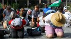 Грета Тунберг и активисти симулираха израелско задържане в Брюксел (СНИМКИ)