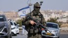 Израел блокира Хеврон в мащабна военна операция на Западния бряг