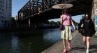Седем са жертвите на горещата вълна във Франция, петима от тях са се удавили