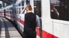Пиян машинист заспа в товарен влак и блокира железопътна линия в Германия