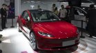 Спадът в продажбите ще свали ли короната на Tesla при електромобилите?