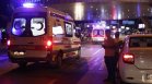 Рухнаха етажи от жилищен блок в Истанбул, хора са под развалините