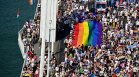 Будапеща блокирана от прайда: Десетки хиляди заляха улиците (+СНИМКИ)