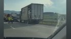 Камион се запали на пътя Перник - София и предизвика тапа