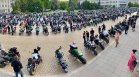Мотористи протестират в София срещу поскъпването на "Гражданската отговорност" (+СНИМКИ)