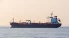 "Гардиън": Гориво от Южна Корея се доставя в Русия със санкционирани танкери