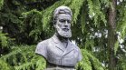 Вечните цитати на Ботев: "Тежко, брате се живее между глупци неразбрани"