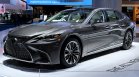 Lexus изтегля 509 коли заради проблем с рекламирани като "уникални" седалки