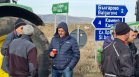Жива верига затвори пътя Бургас&ndash;Варна заради отпадните води в Свети Влас