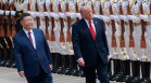 Ядрените амбиции на Китай във фокуса на визитата на Тръмп в Пекин