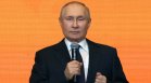 Путин отвръща на ударите на Запада, удължи забраната за сделки с неприятелски държави
