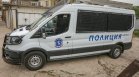 Задържаха мъж, завързал и влачил с колата си куче в Кнежа