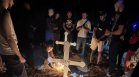 "Искаме истина, не оправдания": Четири бели кръста в памет на загиналите край Плевен
