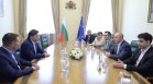 Радев: България не трябва да изостава в динамично развиващия се технологичен свят