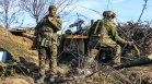 Украински военни се завърнаха след обучение на Острова, готови са за контраофанзива