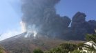 Червен код за тревога заради вулкана Стромболи в Италия