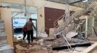 Паника и разрушения след силното земетресение в Индонезия (СНИМКИ)