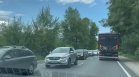 Над 10 км колона от коли в Благоевградско, хора пият кафе край пътя (+ВИДЕО)