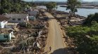 100 жертви на наводненията в Бразилия, щетите от бедствието са чудовищни
