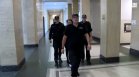 Оставиха в ареста мъжа, използвал бебе като прикритие за разпространение на наркотици