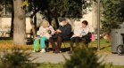 НСИ: Българинът живее средно около 73,6 г., жените са по-дълголетни