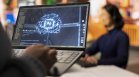 AI заменя копирайтъри, QA в IT и преводачи - кои професии изчезват от пазара на труда (ВИДЕО)