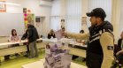 Изборите в Сърбия са като референдум "за" и "против" Вучич, "за" и "против" мафията