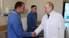 Зеленски се подигра с призива за мир на Кисинджър, докато Путин посети ранени военни