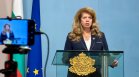 Йотова: След анализ на рисковете ще реша дали да свикам Консултативния съвет