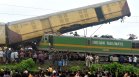 Най-малко 15 жертви на жестока влакова катастрофа в Индия
