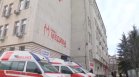 Тримата в Русе нападнали лекар заради близък - уж нищо му нямало, а той - болен