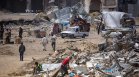 На ръба на оцеляването в Рафах между танковете и глада, ООН бие тревога