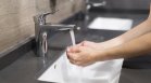 Хората в Козлодуй се запасяват с вода заради хрома: "Може да минем и на режим" (ВИДЕО)
