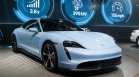 Porsche изтегля хиляди електромобили Taycan заради опасни батерии