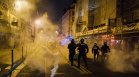 Франция не стихва: Стотици полицаи са ранени, над 1 млн. са протестиращите