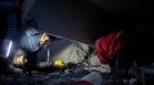 Срутени жилищни сгради и затрупани хора: Разказ за ужаса след трусовете в Турция