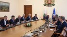 Засилват охраната на "Безмер" след среща на Радев със службите