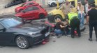 Кола и мотор се сблъскаха в София, има пострадал