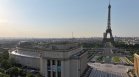 Мълния удари Айфеловата кула, след като Франция бе връхлетяна от мощни бури
