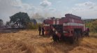 Овладяха два от пожарите в Хасковско, битката по места продължава
