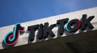 TikTok е проблем за националната сигурност на САЩ, твърди шефът на ФБР