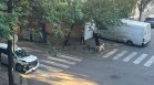 Бус се заби в къща в Стара Загора, кола с дете му отне предимство (+ВИДЕО)