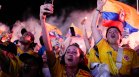 Емоции по улиците в Колумбия след президентските избори (СНИМКИ)